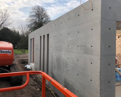 Schoonwerk betonwanden voor nieuwe garage