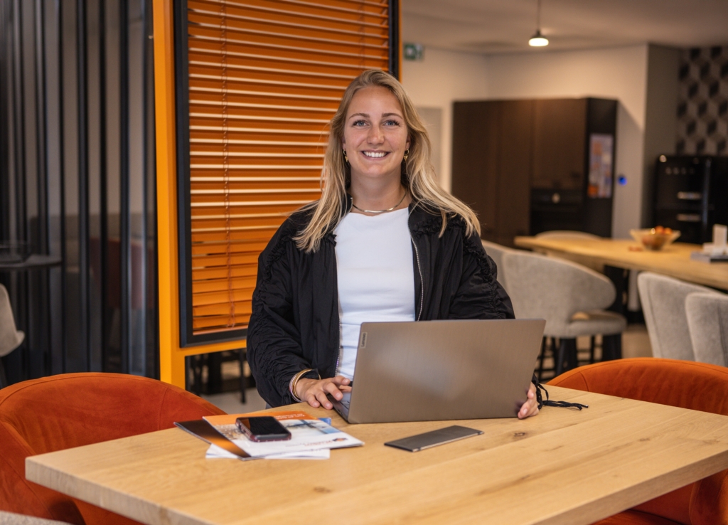 Marketing & Content Specialist